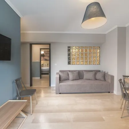 Hotel, Zakynthos Island ホテル Kalamákion